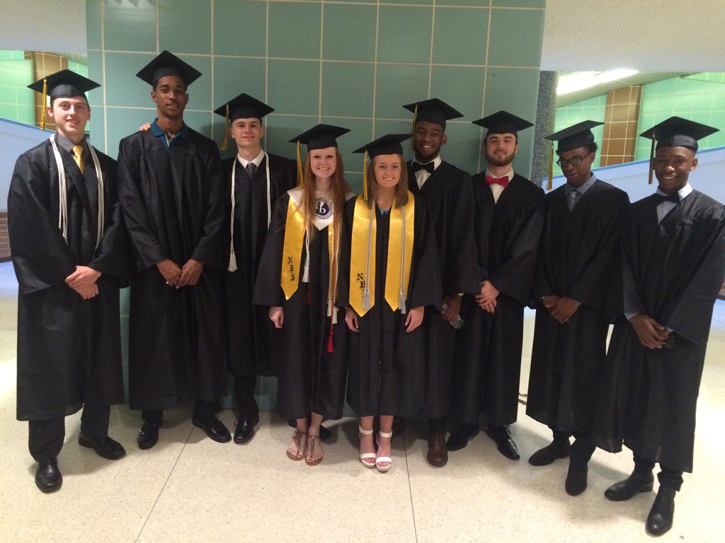 LSTigerbball's tweet photo. Congrats to my 9 graduates. I'm proud of your legacy and excited for your future. #GBABC https://t.co/AXJ3t2c5Xt