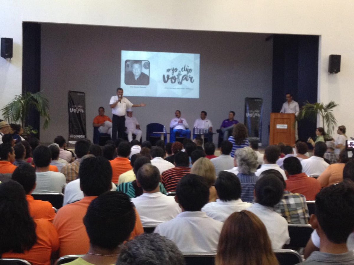 MarcrixNoticias's tweet photo. Coinciden en foro d @TecMilCancun 6 candidatos alcaldes d #Cancún: @JulianRicalde @Brunocancun1 @Dr_Florescano... https://t.co/O2wfmXYzqq