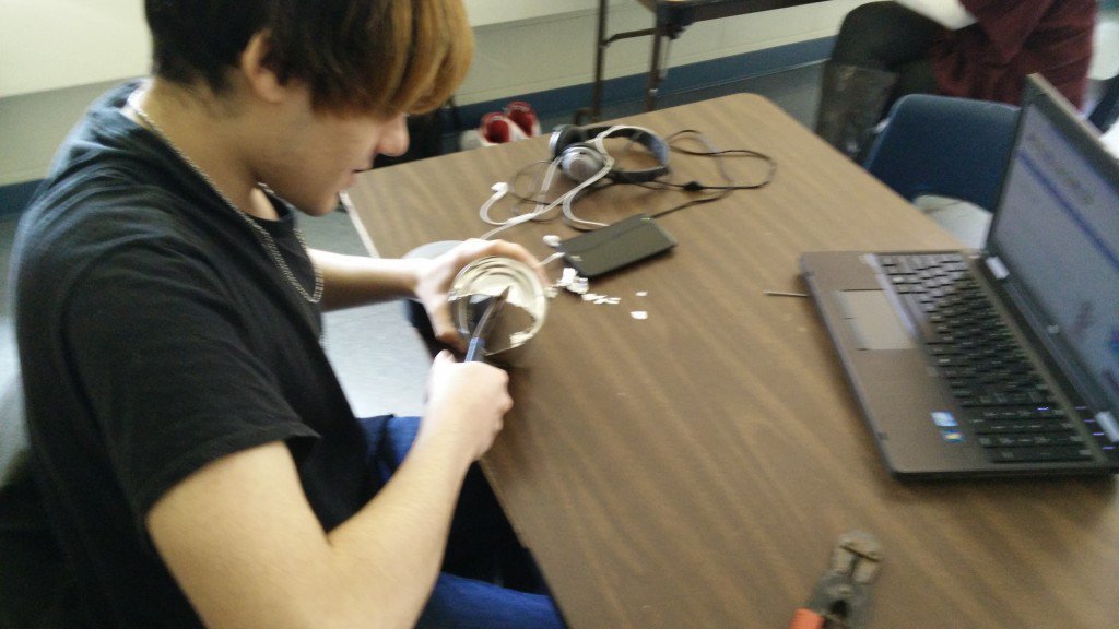jonathanwylie's tweet photo. Makerspaces should be in classroomplaces – Blogush https://t.co/rUUtLoHuA5 #edchat #makeres https://t.co/67ICeKMH6W
