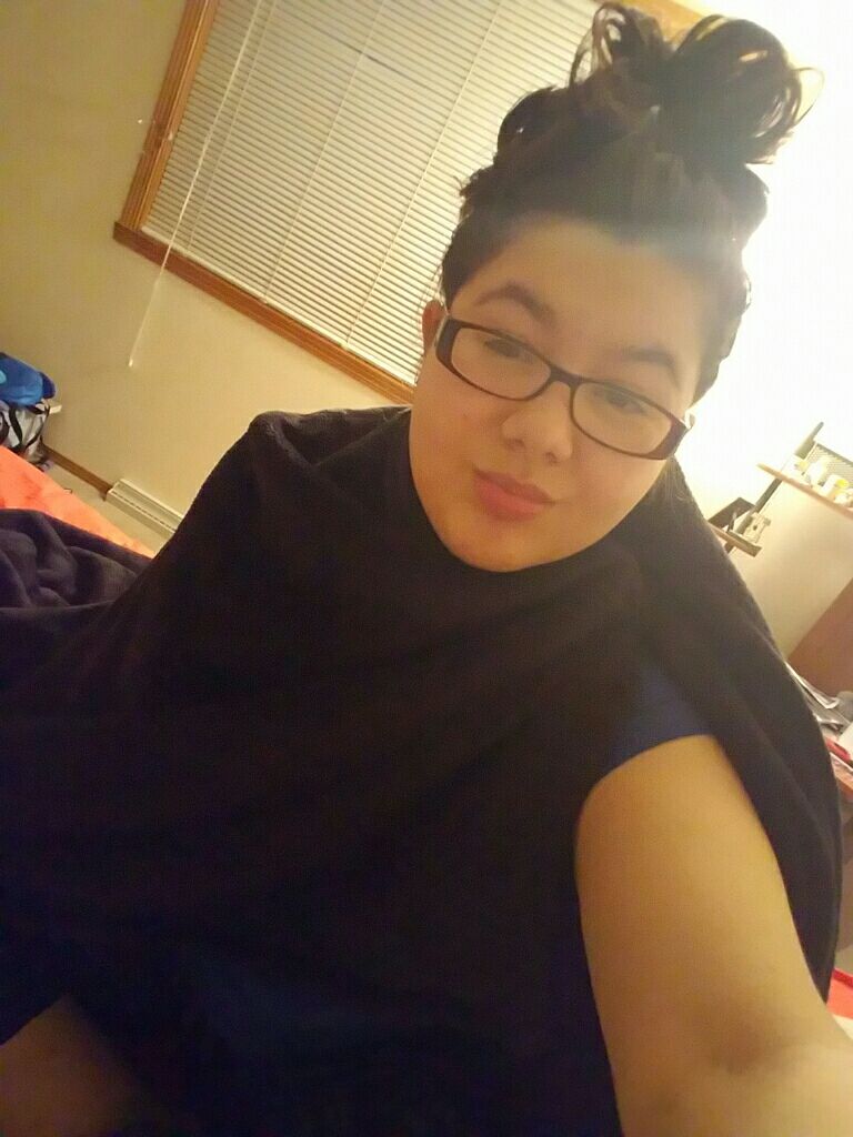 thenikkiknight's tweet photo. @pewdiepie I love you, but Im sorry I'm more fabulous than you right now  😙 https://t.co/UDA5yiF2Gj