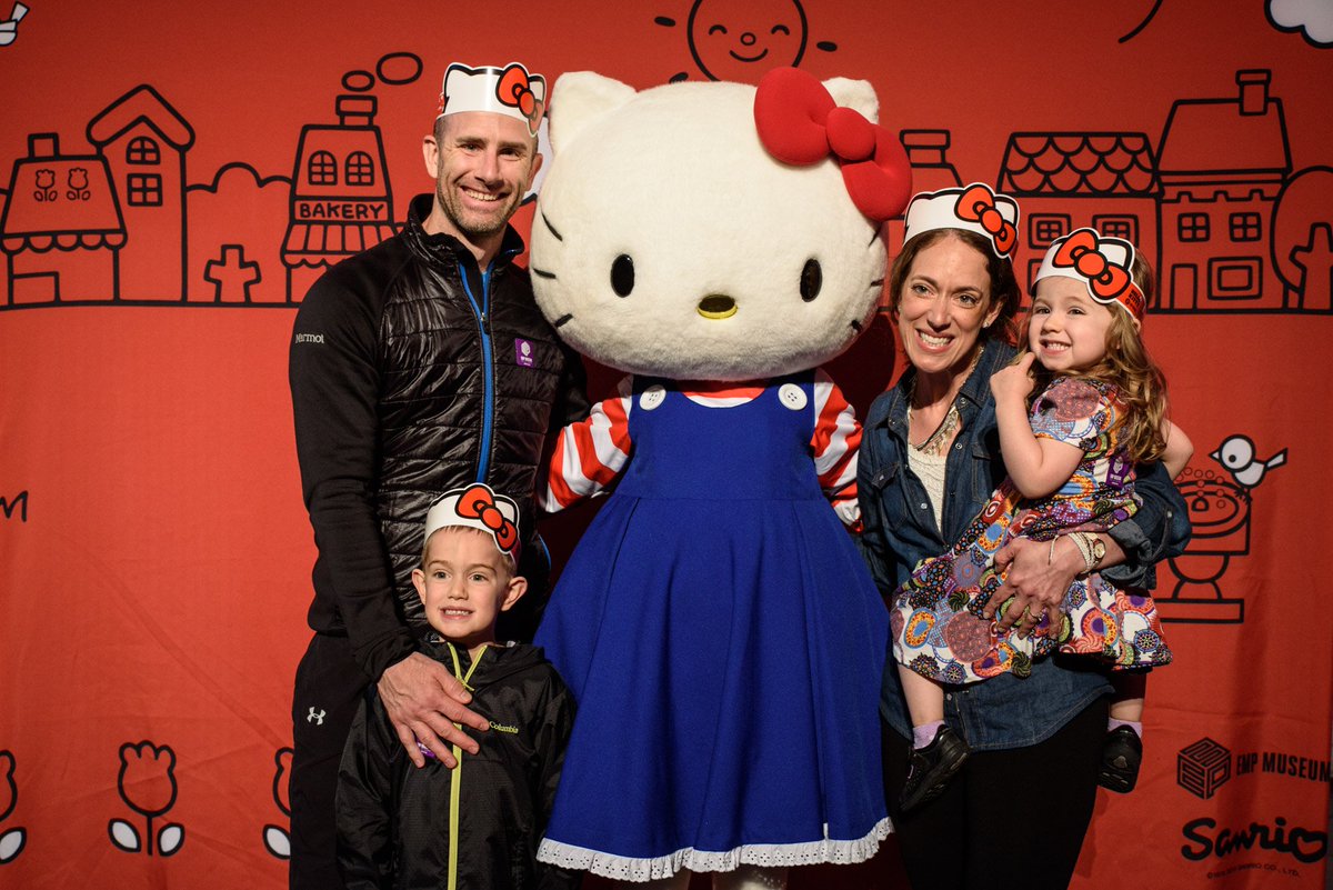 hellokitty's tweet photo. Happy #InternationalMuseumDay! #HelloKitty had so much fun last weekend at the closing party of #HelloKittyEMP! https://t.co/CTEJN4ZPSG