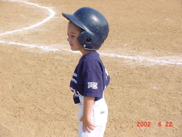 hayden_ludwig's tweet image. Come watch us play south tomorrow for the district championship. BSHS @ 4 #smallhead #bighelmet