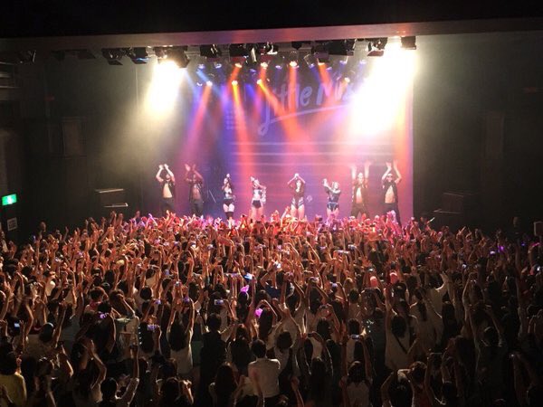 perrieupdatez's tweet photo. #GetWeirdTourJapan is DONE and it was AMAZING! You showed us so much 💓 Japan 😘 Next stop Philippines 🇵🇭🙌 the girls x https://t.co/fGmcPxsDg2