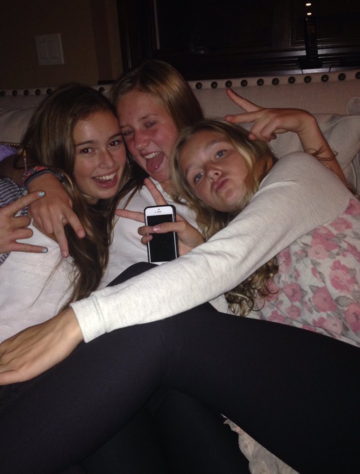 last minute shout out to my bff on her bday!!!! hope it was as rad as you are!!❤️❤️😎 #ice #s