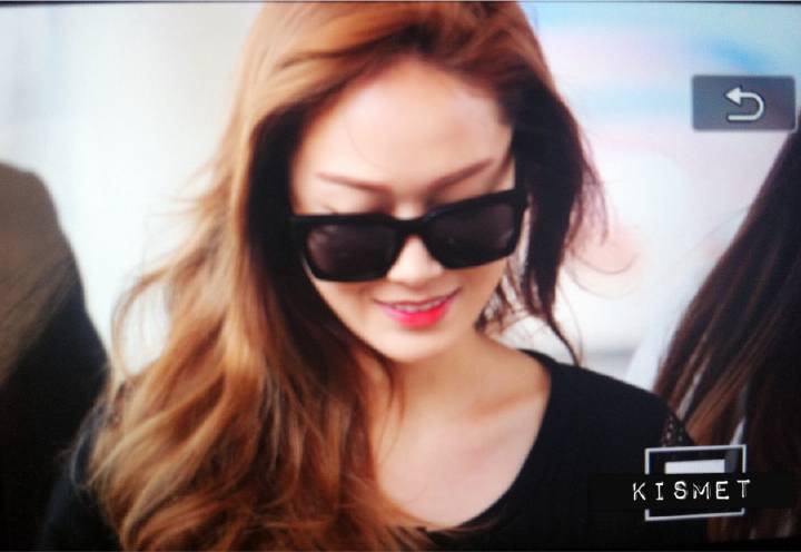 [PIC][19-05-2016]Jessica trở về Hàn Quốc vào trưa nay Ciyte7EUkAAjsyq