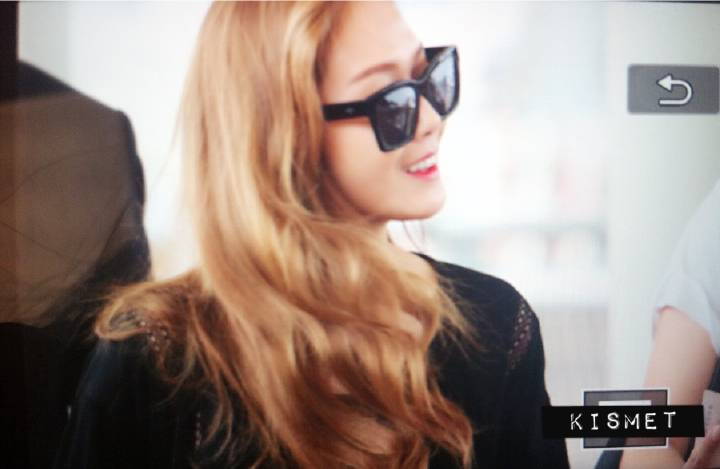 [PIC][19-05-2016]Jessica trở về Hàn Quốc vào trưa nay CiytewrUoAEOhZT