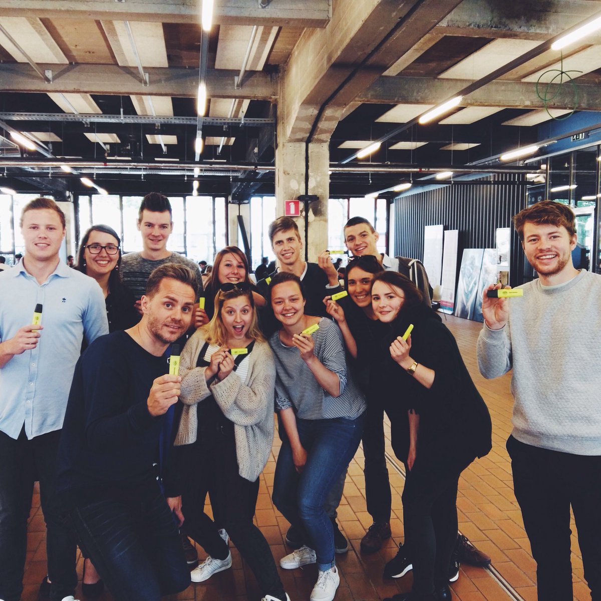 Fluostiften scoren bij het Marathonradio Rescue Team! #marathonradio#mnm#afterfive