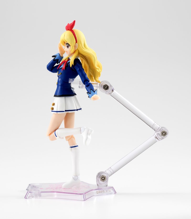 アイカツ 星宮いちご SHFiguarts フィギュア S.H.Figuarts 星宮いちご（冬制服ver.） | 魂ウェブ