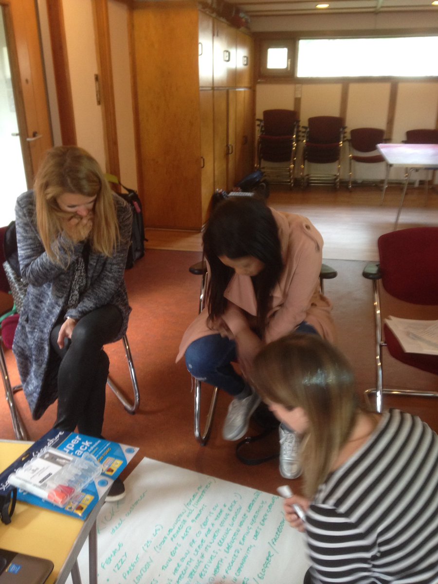 parentcubator's tweet photo. Creating #ideal #customer #personas with @SocialSocialUK @ruthlthomson #PC08 #entrepreneurial #mums https://t.co/LKkf4Xo4v5