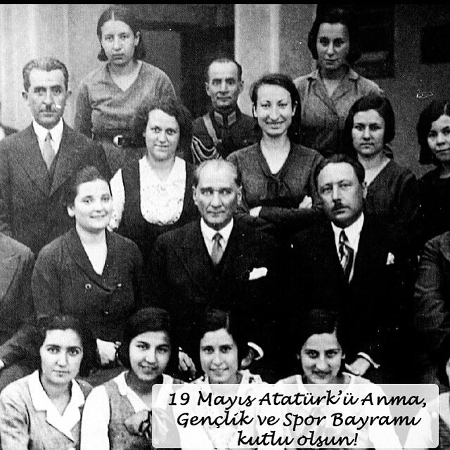 HUMAXTR's tweet photo. 19 Mayıs Atatürk'ü Anma, Gençlik ve Spor Bayramı kutlu olsun ! https://t.co/iv5GLuBm5A