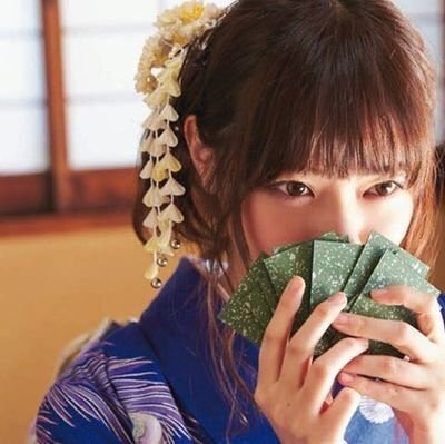 nogi46nogi_nana's tweet photo. 『広瀬すず』vs『西野七瀬』
あなたはどちらとカルタしたい？

#スルー禁止
#お願いします

広瀬すず⇒いいね
西野七瀬⇒RT https://t.co/cBrjCY7g3R