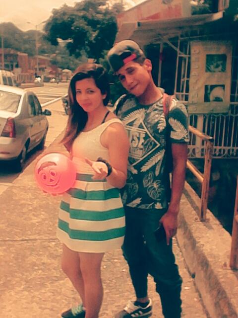 asly_calderon27's tweet image. **Amandote cada dia q pasa mi amorcito***
#27infinity
Te amo mi cielo