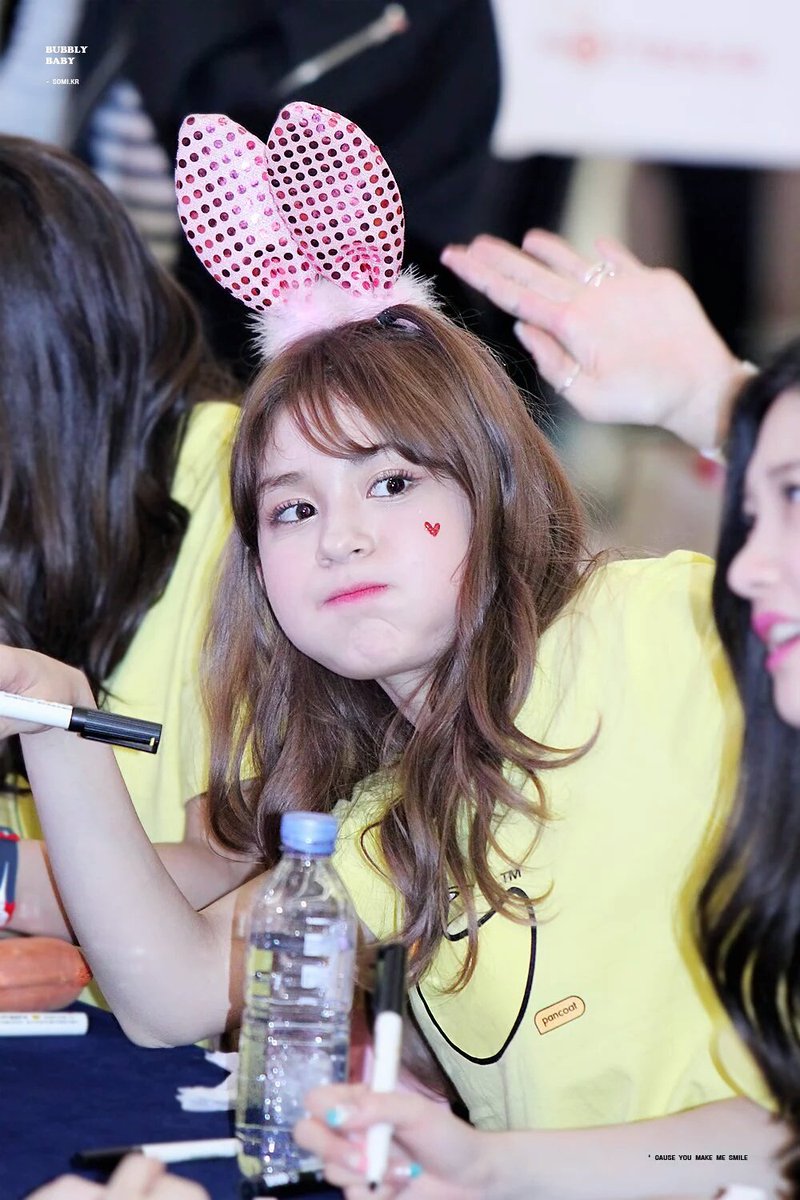 sejeonqe's tweet photo. i will always be your little cutie chibi chubby sparkling baby for you!#thisisaw #haha loveyou mwa! @macrkeu https://t.co/MYH7dGSHRz
