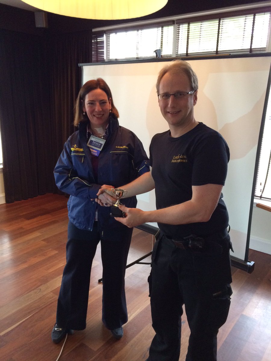 Here's Laura from <a href="/Bruce_PR/">BrucePublicRelations</a> receiving her award for the best weekly presentation. #BNI #networking #business