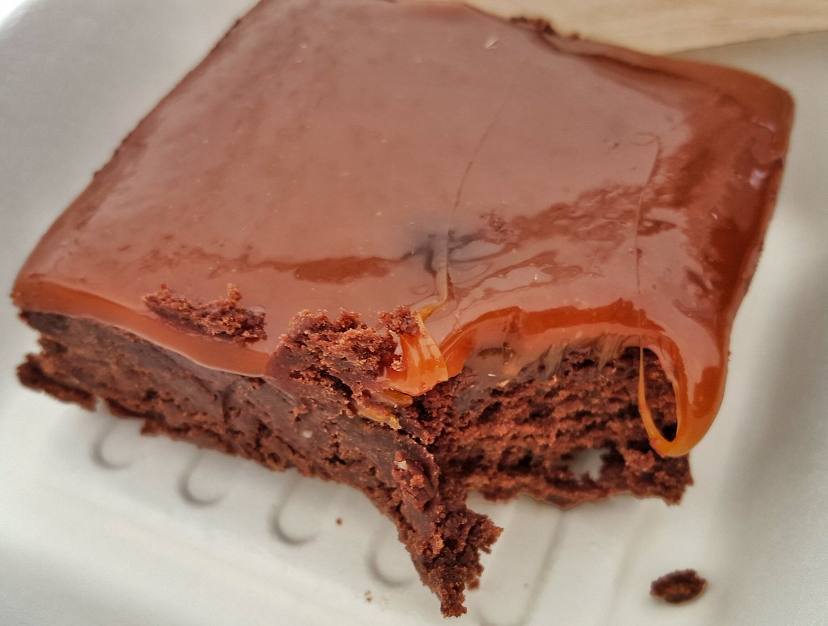 Salted caramel brownie, totally worth trying! <a href="/elenas_cakes/">Homemade Cakes</a> <a href="/hammersmithfm/">Hammersmith FM</a> every Thursday 10-3pm. <a href="/TimeOutEatDrink/">Time Out Food & Drink</a>