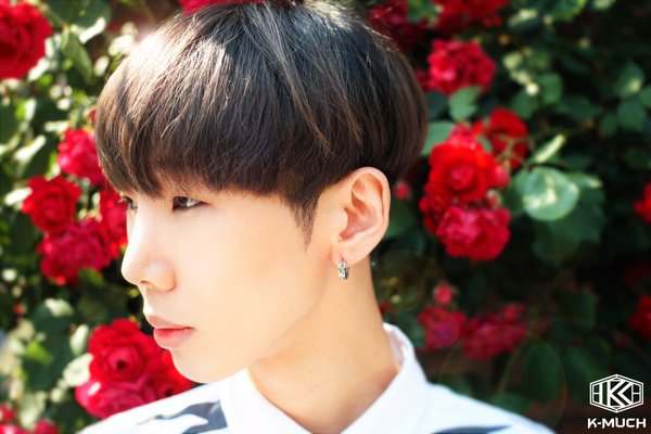 Spain_Kpop_'s tweet photo. [#FOTO] Teaser de #Bornus de #KMuch https://t.co/BBpYiBUYTw