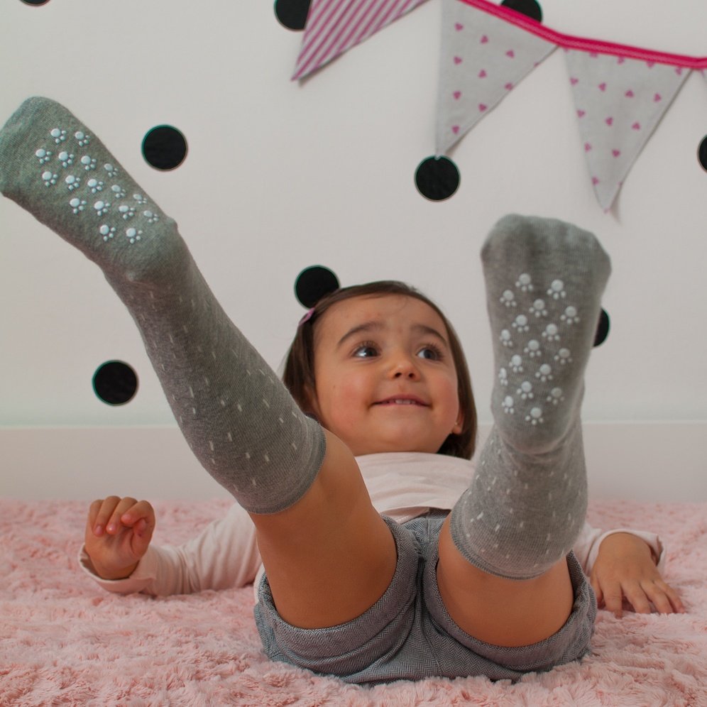WonderPartyBcn's tweet photo. Has visto las novedades de #wpshop? Tenemos los calcetines más 🔝 de la temporada disponibles! #calcetineszorro https://t.co/0bZ2GcwEYM