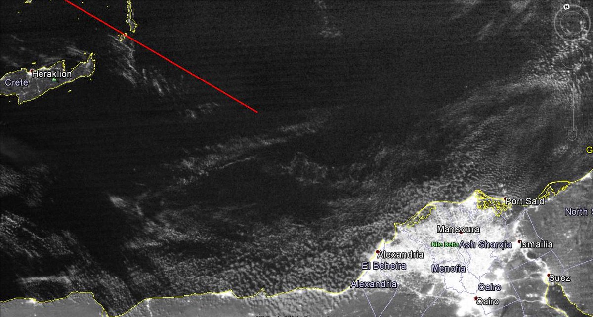 A @nasa sat was above #MS804 (red line) when it disappeared. It saw clear skies, weather is unlikely to be a factor.