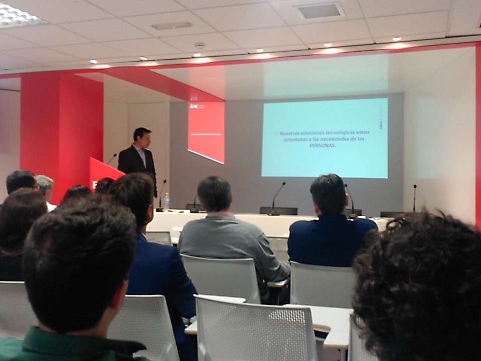 ag_digitales's tweet image. &quot;De los datos al Marketing Automation&quot;. Es el turno de Francisco Gutiérrez, de @MRM_McCann #Adautomation