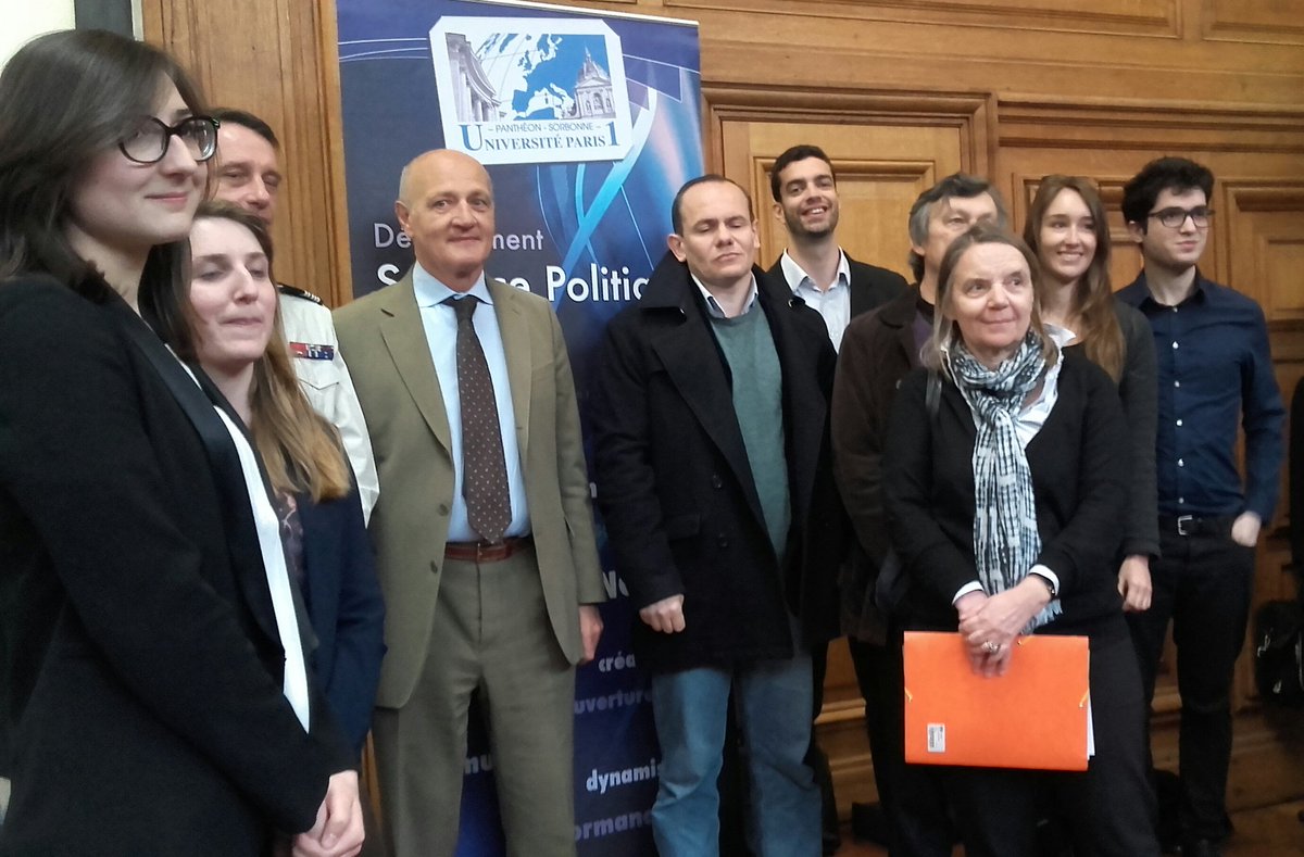 PddComDefense's tweet image. Un grand merci à tous! @EM_Dircom @blouisf @HuygheFB @carine_marce @CaretteJ #PhMigault @sorbonnecom #JSuart