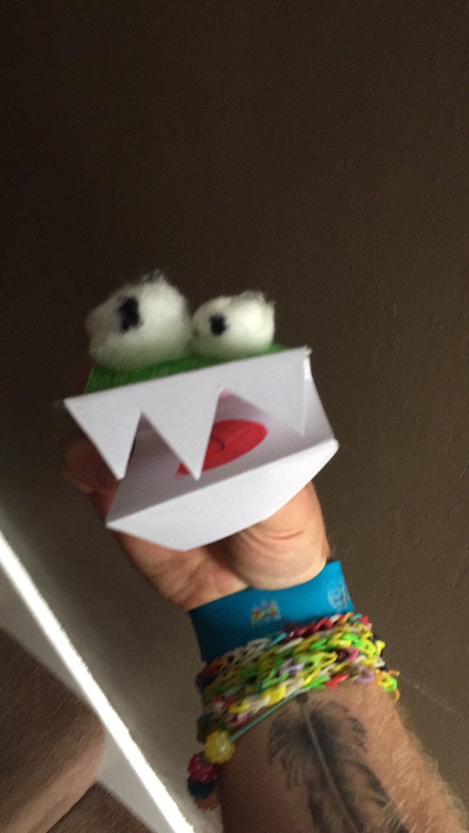 AdamAlkrington's tweet photo. Story &amp; Song Time at Langley Library 10:30 today. We're making crocodile puppets. Get there &amp; make it snappy! https://t.co/GjcMhP3OLK