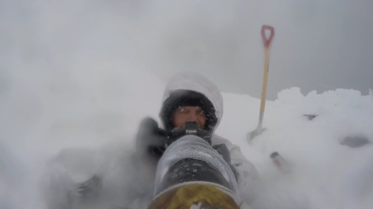 While wildlife photography isn't for everyone, <a href="/HolkoJoshua/">Joshua Holko</a> looks like he's loving it! s.fstopgear.com/sZ6A