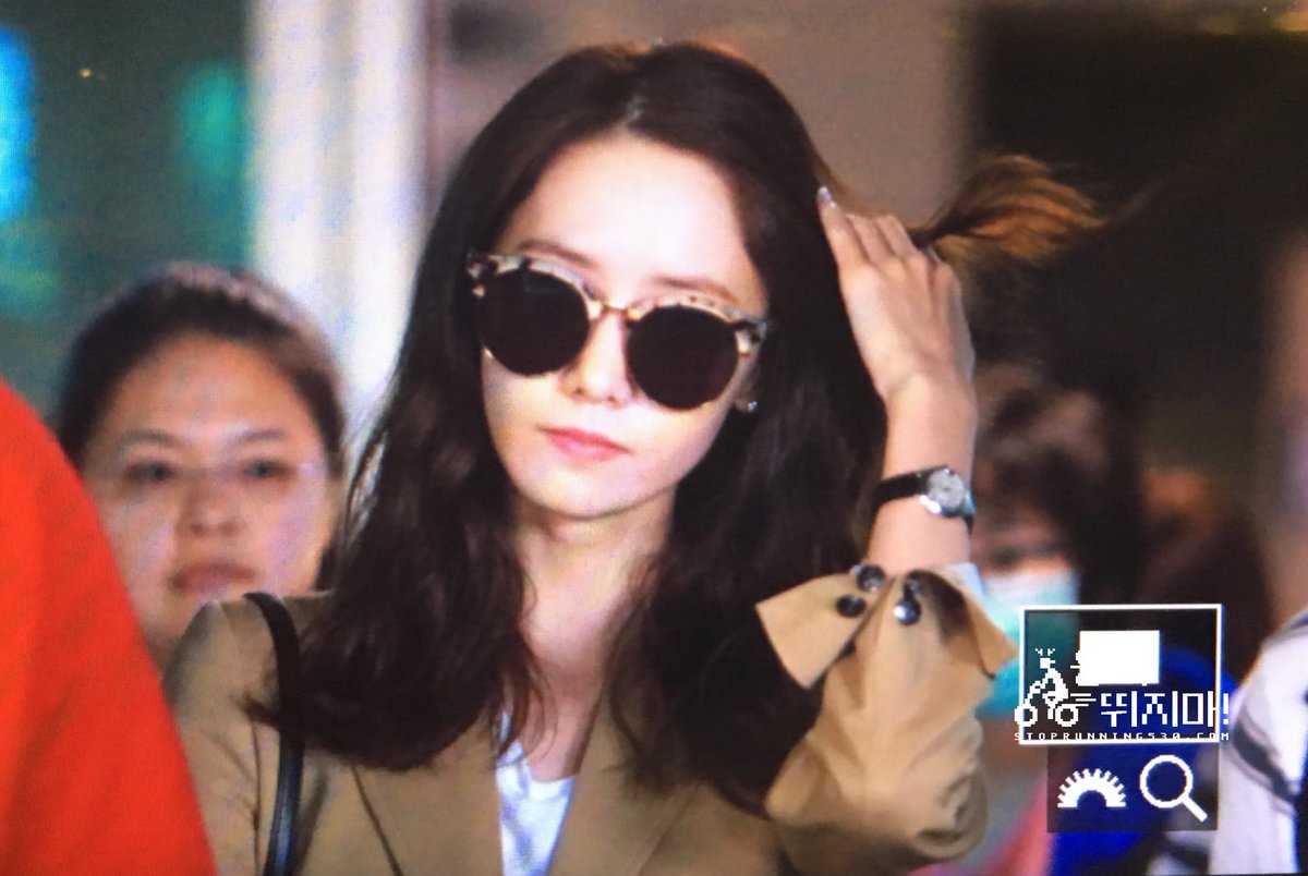 [PIC][19-05-2016]YoonA trở về Hàn Quốc vào trưa nay CizqcA1UYAAreaj