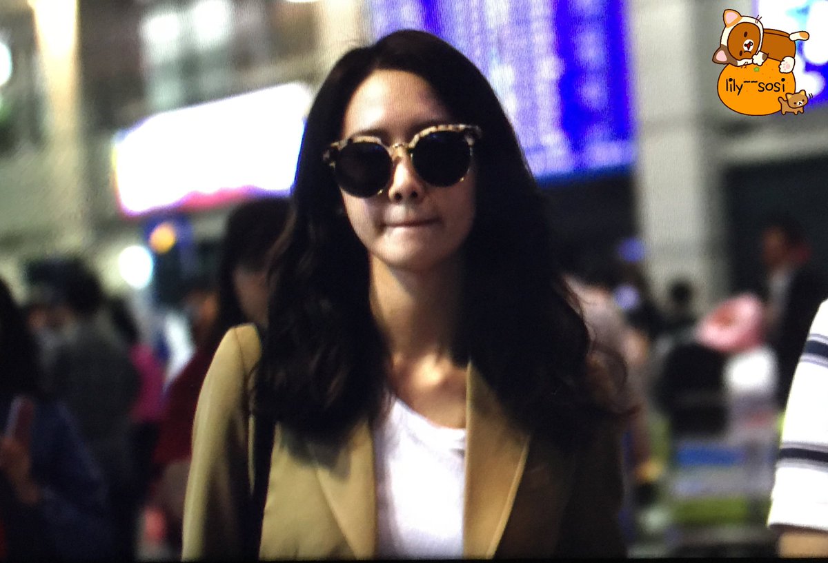 [PIC][19-05-2016]YoonA trở về Hàn Quốc vào trưa nay Cizr5QZUYAAG_Bk