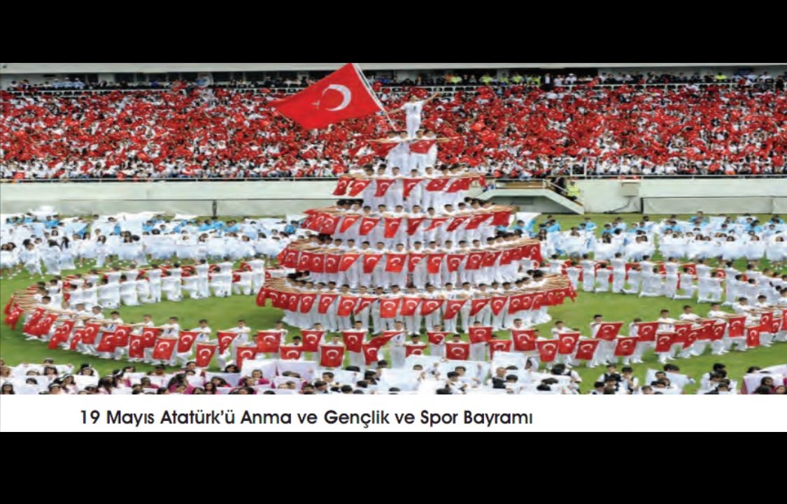 Böyle çiçek gibi açtığımız kutlamaları tekrar yaşamak umuduyla BAYRAMIMIZ KUTLU OLSUN ...