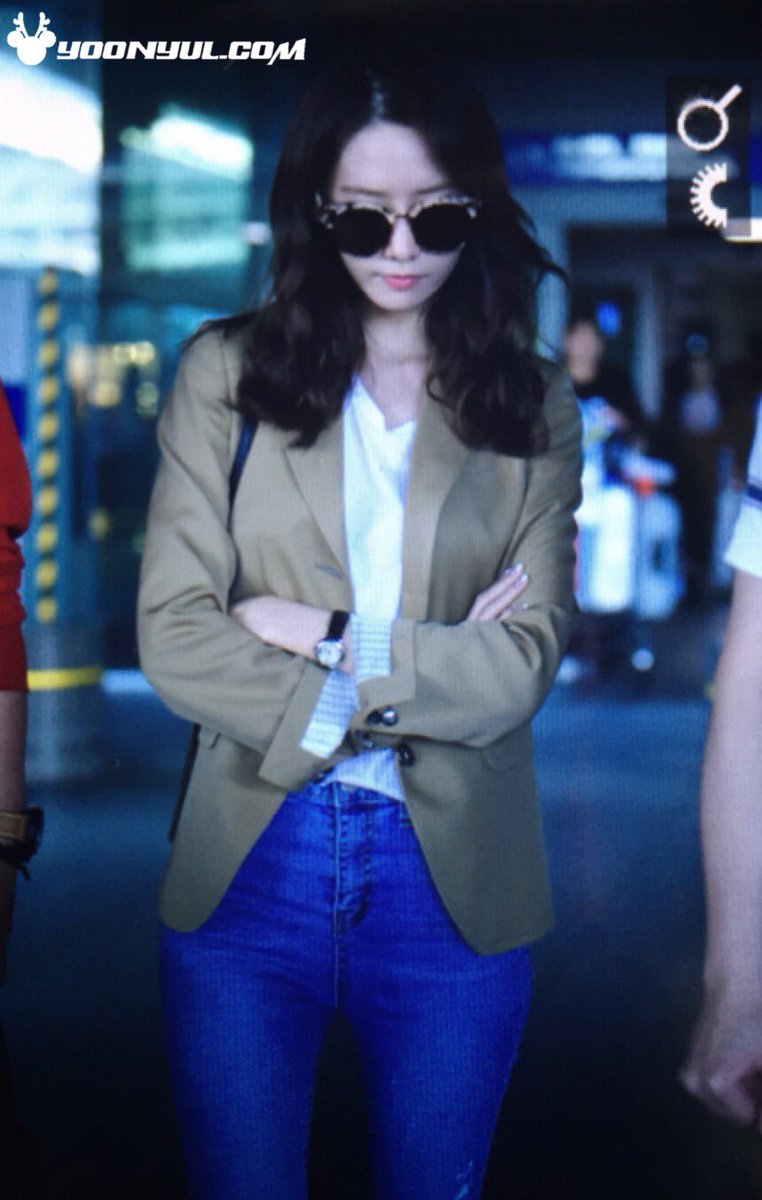 [PIC][19-05-2016]YoonA trở về Hàn Quốc vào trưa nay CizwoXRUoAA_FCs