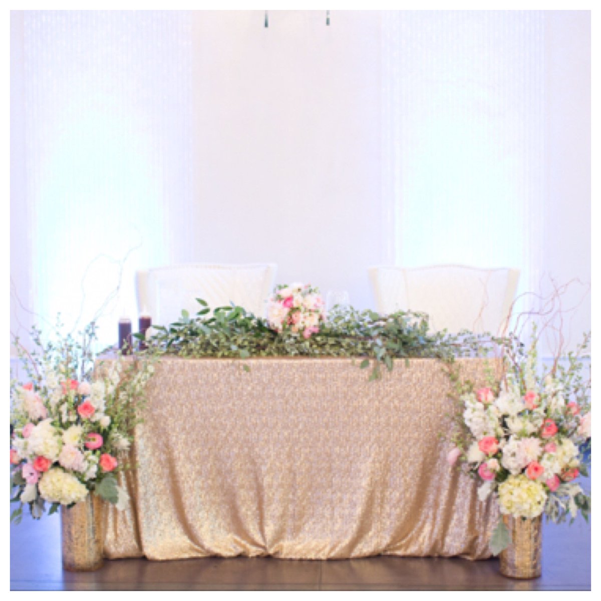 SoHo63AZ's tweet photo. Did you know the sweetheart table is one of the most photographed table at a wedding?! Amy Demos Jordan Demos https://t.co/vBqHPVwCon