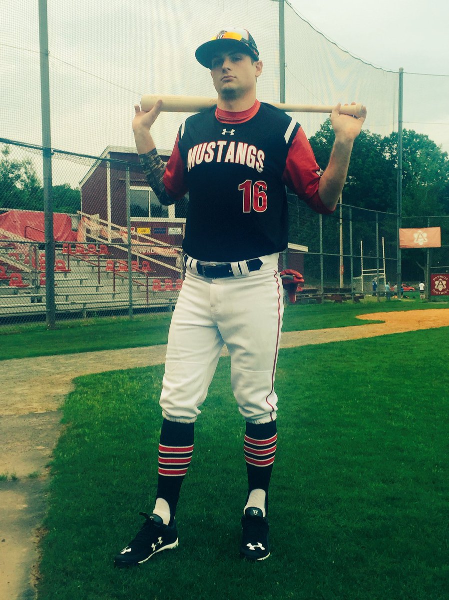 TysonsTruckers's tweet photo. Debuting the brand new uniforms tonight vs The Clementes 🔥🔥🔥#trabajo #UAsponsored https://t.co/eJdaMEYsV0