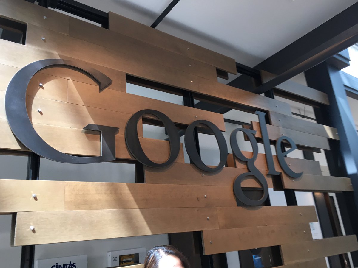 techninja7's tweet image. At Google HQ. Employees all remind students about the importance of problem solving and team work.