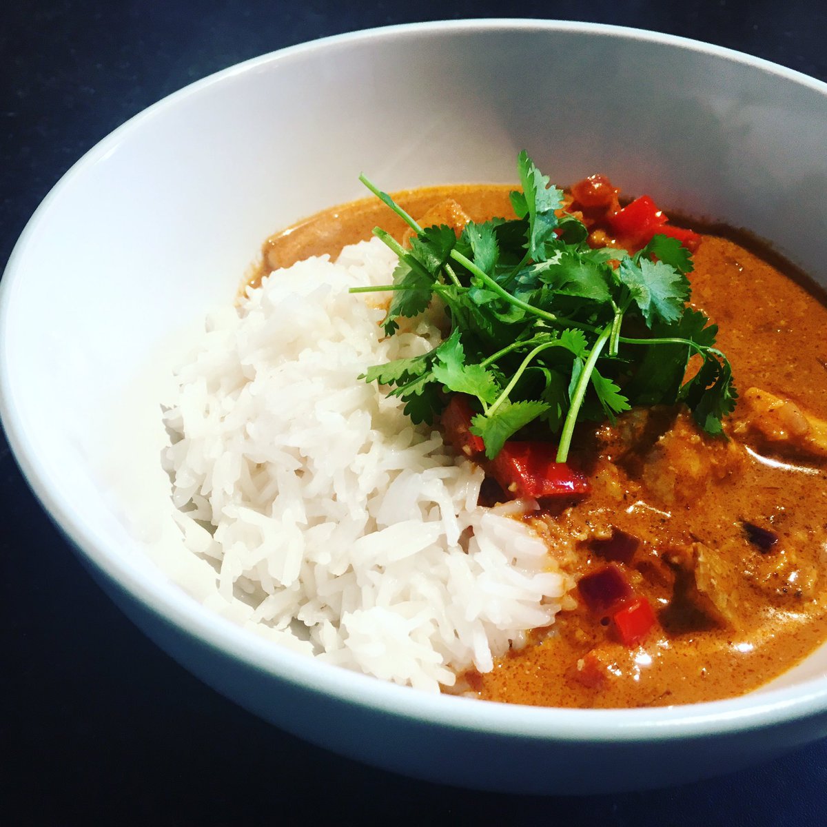 PoppyRustyBus's tweet photo. Goan Fish Curry with Lime Rice for dinner this evening. Feeling very summery tonight! #devonfood #devon https://t.co/iZJVGQxjw4