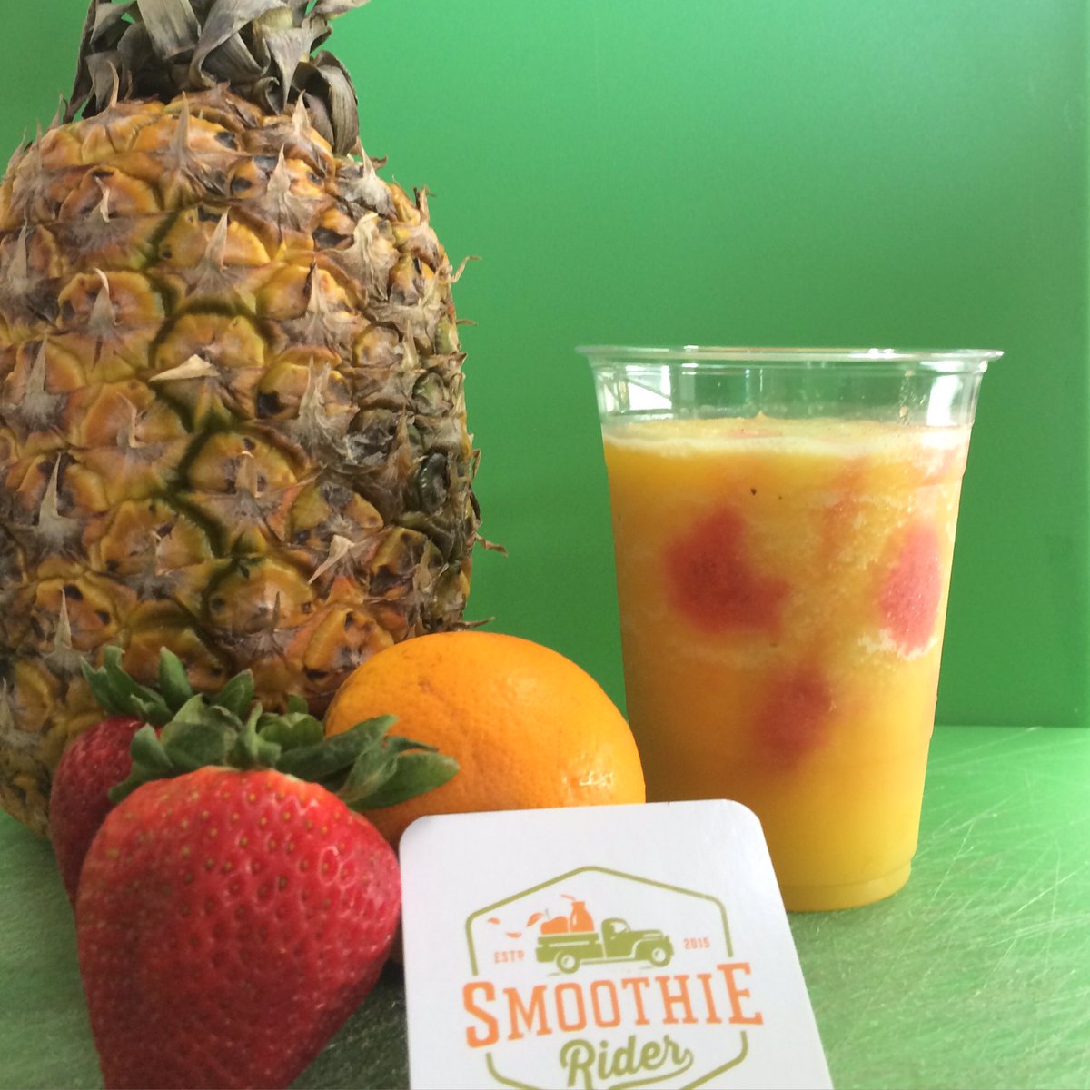 SmoothieRider's tweet photo. Got to have it #foodtruck #paleo #SanDiego #smoothies #fitness #sportcardiff #sportandspirituality #blendedlearning https://t.co/5AGx5i8N6a