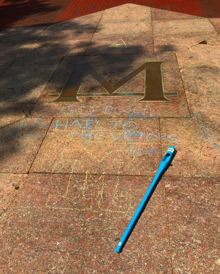WalkieChalk's tweet photo. A fun day with Walkie Chalk at the @UMich diag! #StandUpAndDraw #Umich #GoBlue https://t.co/A4xj0T1njY