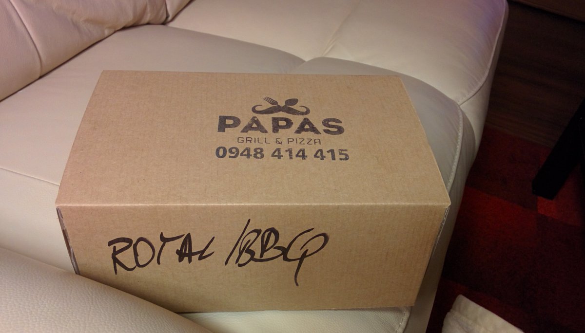 jarusiak's tweet photo. I recommend #PAPAS grill&amp;pizza @papaspresov, #yammi #burgers #Presov #Slovakia https://t.co/RYzt62iXND