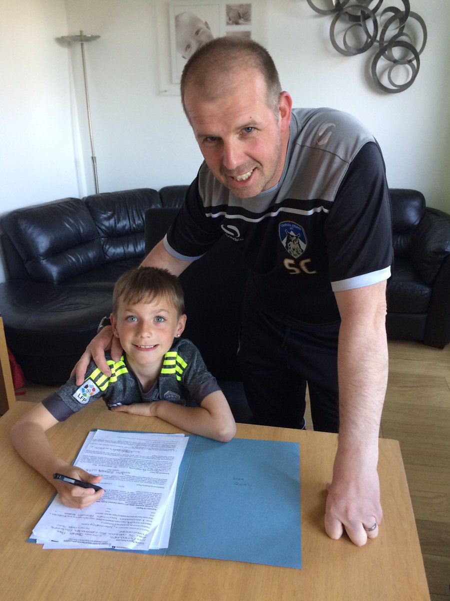 Our boy James signing for <a href="/OAFCAcademy/">Latics Academy</a> #proudmumanddad 
In good hands with @CoopsCopa71