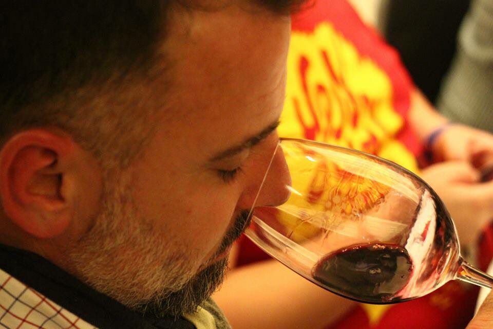 zooedipo's tweet photo. Los años pasan y el @DesafioFederal cada vez mejor.
Sábado vení rápido
#DF2014Cabernet
#DF2015Malbec
#DF2016Blends https://t.co/xuHCI8OWZt