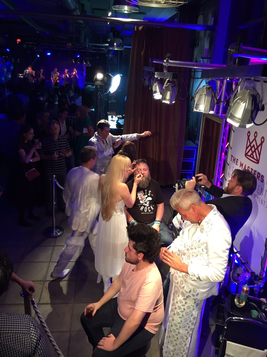 DominikAHahn's tweet image. Employer Branding is all about a proper make-up, right @BillBoorman? ;-) #textkernel #party #intelligence16