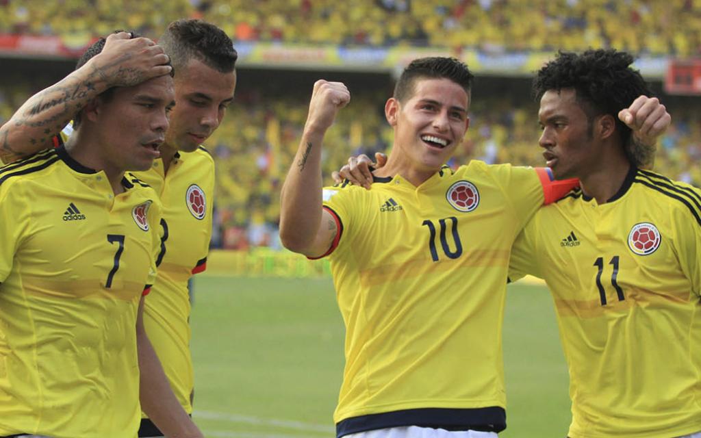 GolCaracol's tweet photo. Colombia ascendió un puesto en el ranking de la FIFA y se ubicó tercero https://t.co/DkGdHTzuh4

#VamosColombia https://t.co/ZKjZodsie5