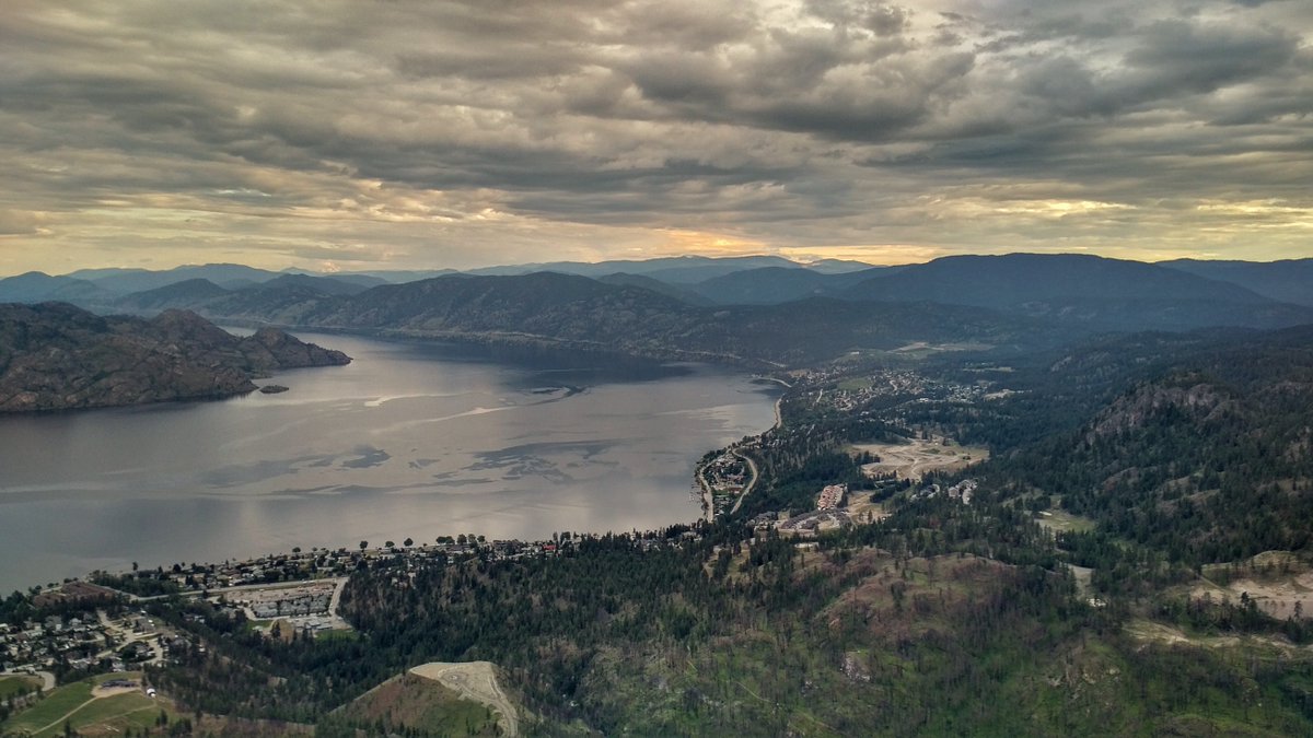 agency_media's tweet photo. We love our province. #beautifulbc #explorebc https://t.co/Htt1DqCR9W