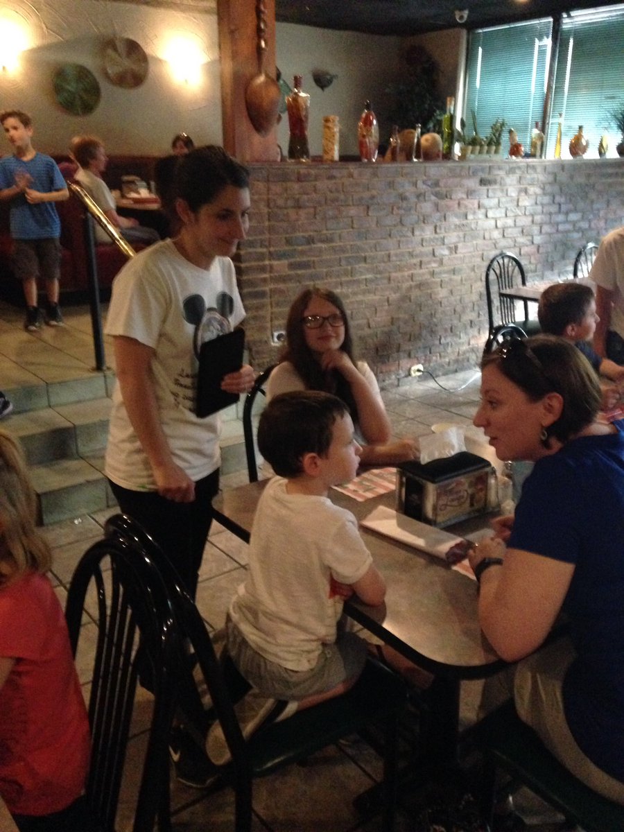 jenn_hildebrand's tweet photo. It's not too late! Stop on out to Papa Luigi's for our MSS fundraiser! https://t.co/SCelRAhDKA