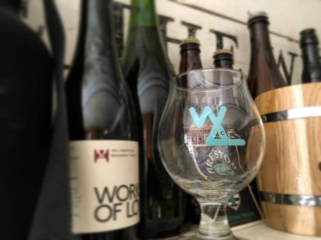 AllisonInnSpa's tweet photo. Open on Saturdays - the @wolvesandpeople tasting room is a great place to visit. #drinklocal #wolvesandpeople #will… https://t.co/GDVDy72LMS