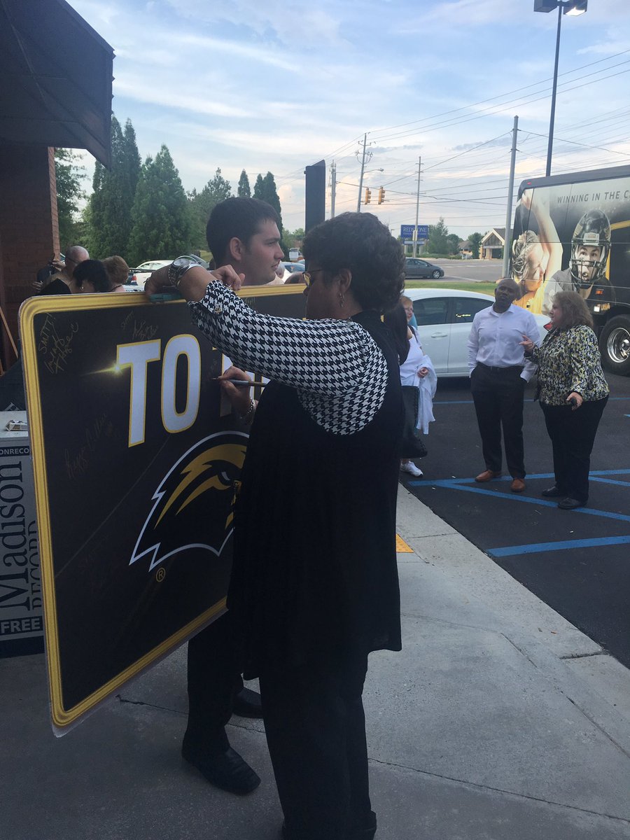 SouthernMissEC's tweet photo. Last stop in Huntsville, AL. 😢 Ready to mingle with Golden Eagles! #ToTheTopTour https://t.co/4SVZIh2QYs