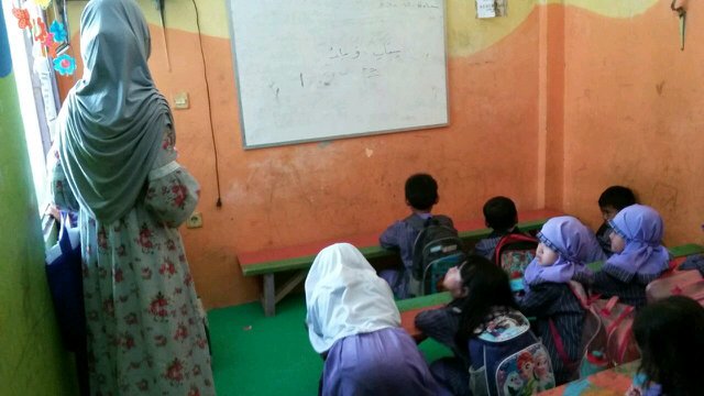 rw18_crew's tweet photo. Ujian akhir semester tkq aminul huda rancasawo rw18 @kecamatanbubat @kel_margasari @OdedMD @ridwankamil https://t.co/Sh7GukK6p1