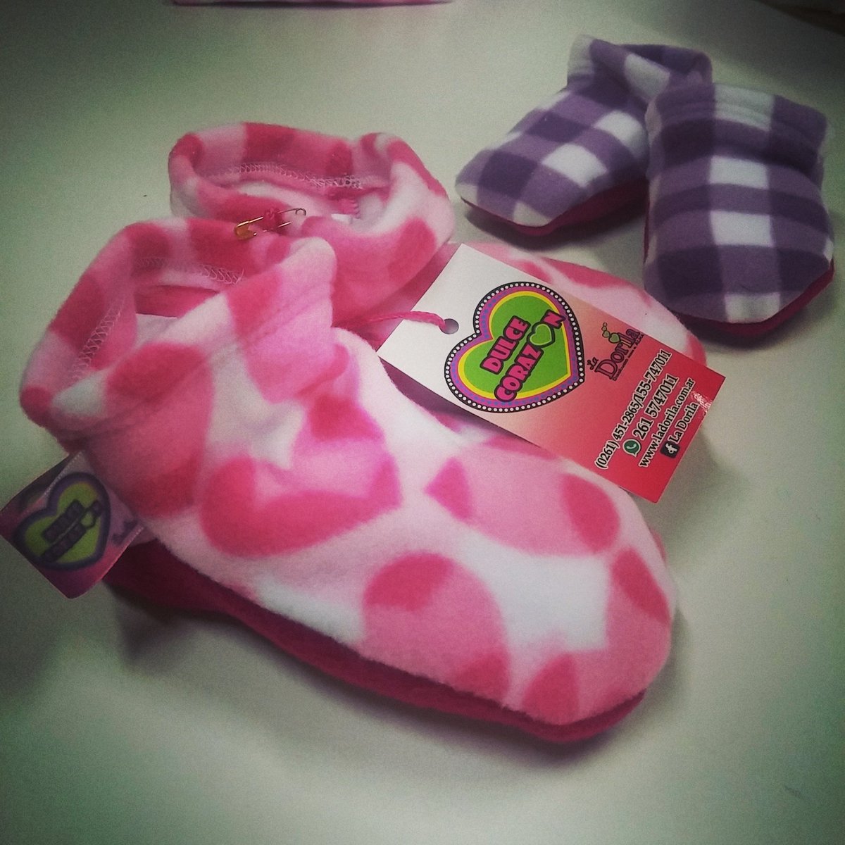 ladorila's tweet photo. Zapatitos en Polar para los mas chicos! $50 #ladorila #dulcecorazon #zapatitospolar #piescalentitos https://t.co/VEahQqKLZP