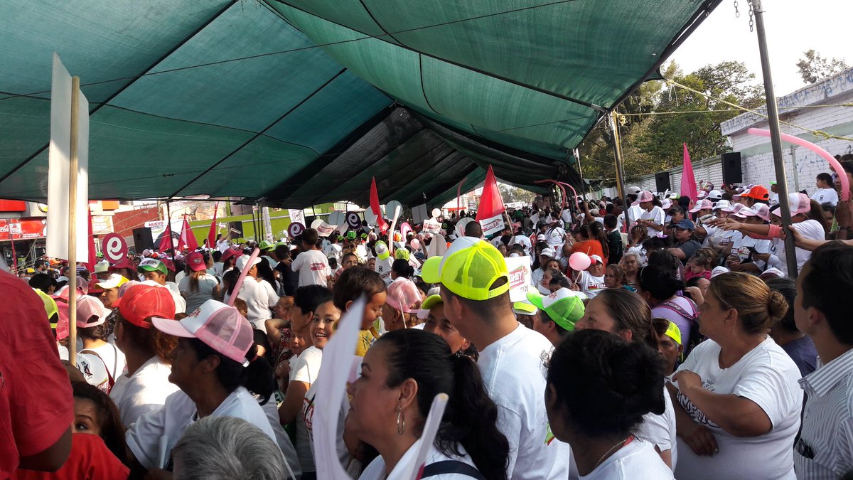 kjulieta_'s tweet photo. Todo listo para el cierre de campaña de @SUGHEYTORRES4D #UnNuevoProyecto #ParaQuéTúGanesMás #PorUnDurangoAl💯🎉🎉🎉🎊🎊🎊💪💪 https://t.co/gUC7dNqvVz