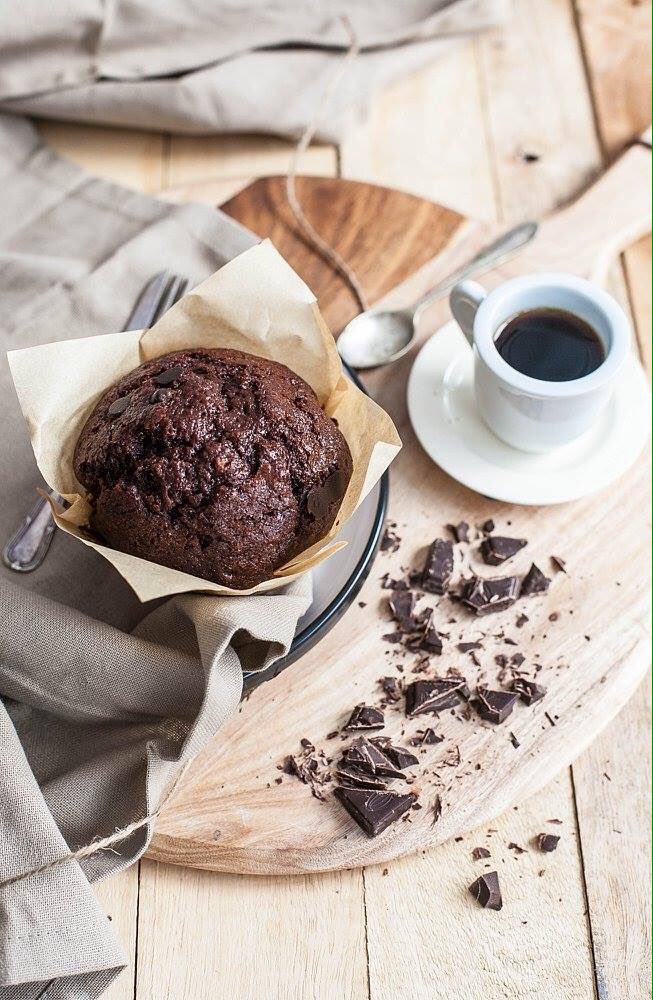 Our Chocolate Fudge muffin hits the spot in this cold winter morning!☕️