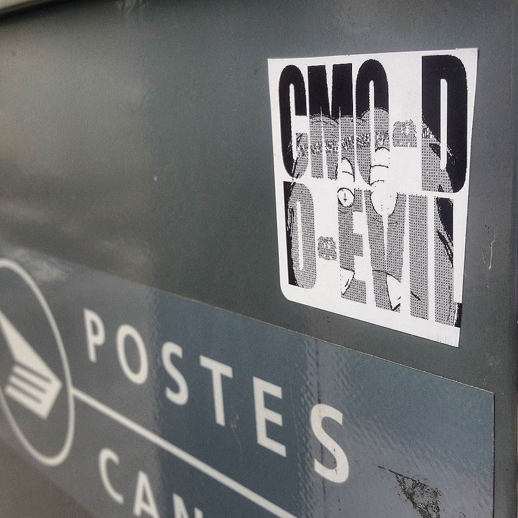 BrujaMaracc's tweet photo. 📮..... #bkc #slaps #stickersnotslaps #stickers #stickertrader #art #artwork #artist #vape #vapelife #boxmod #ejuice… https://t.co/8A9iSaOLAJ